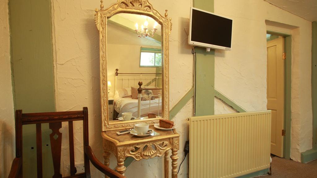 The Edge Accommodation Huddersfield Room photo